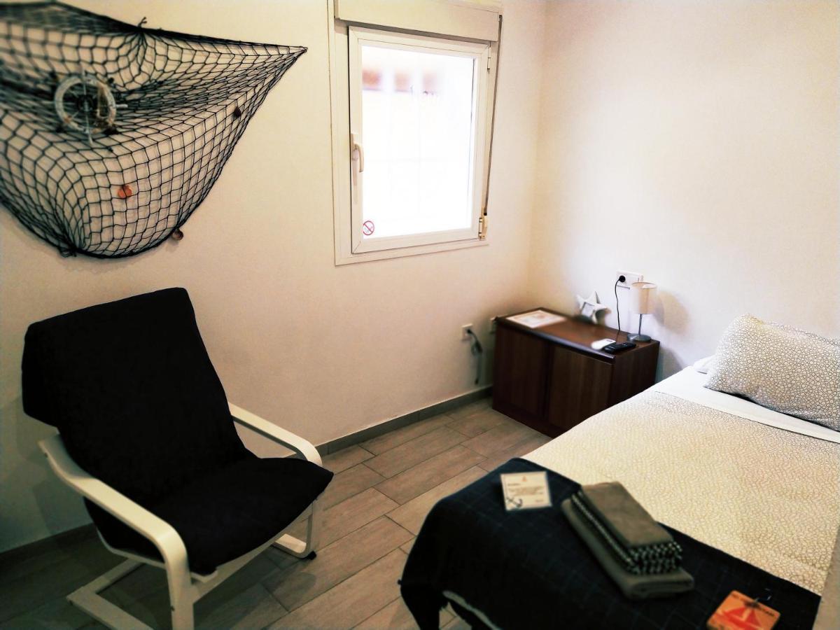 Hostal Casa Nautilus กาดิซ ภายนอก รูปภาพ